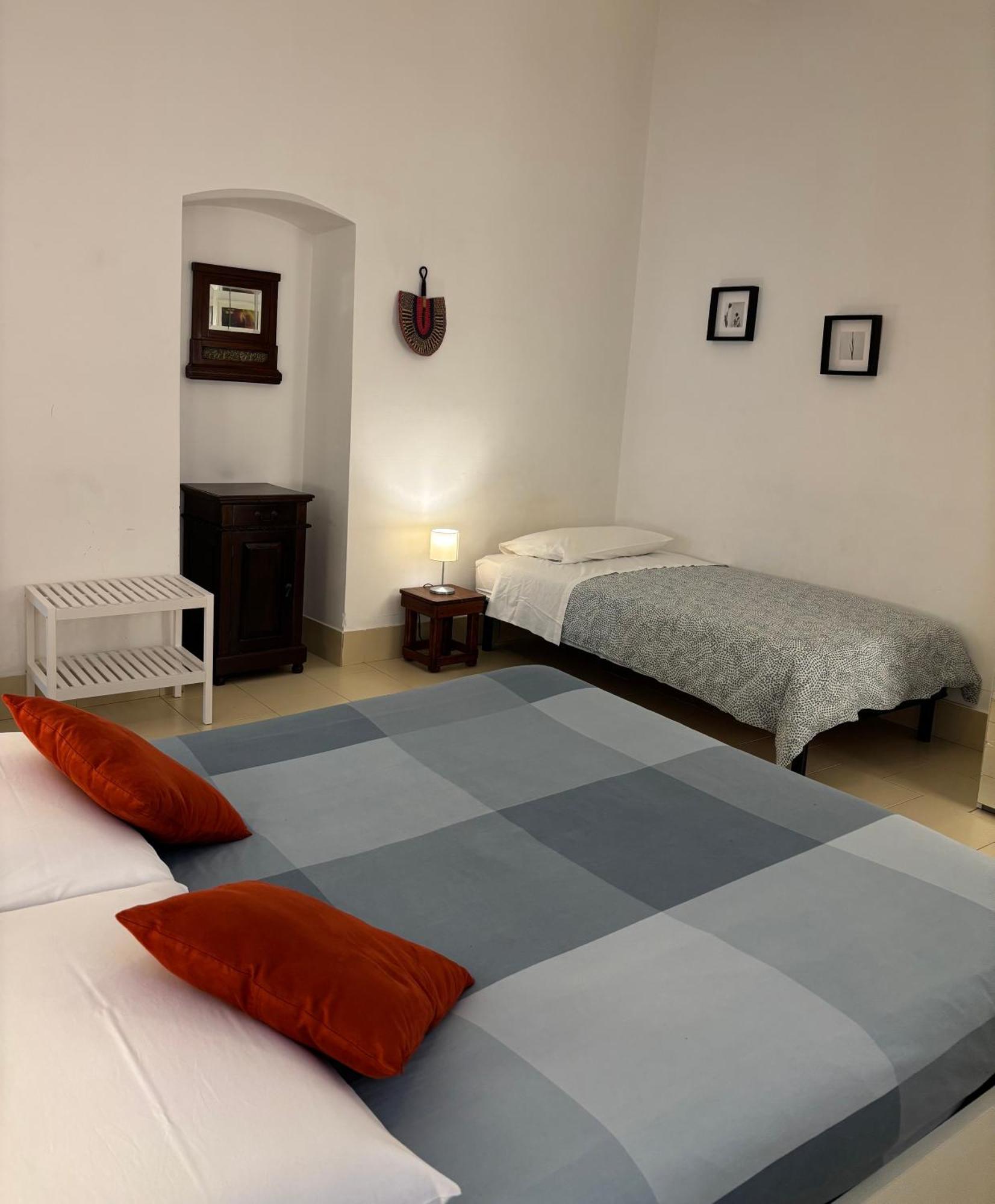 Castle Apartment Бари Екстериор снимка
