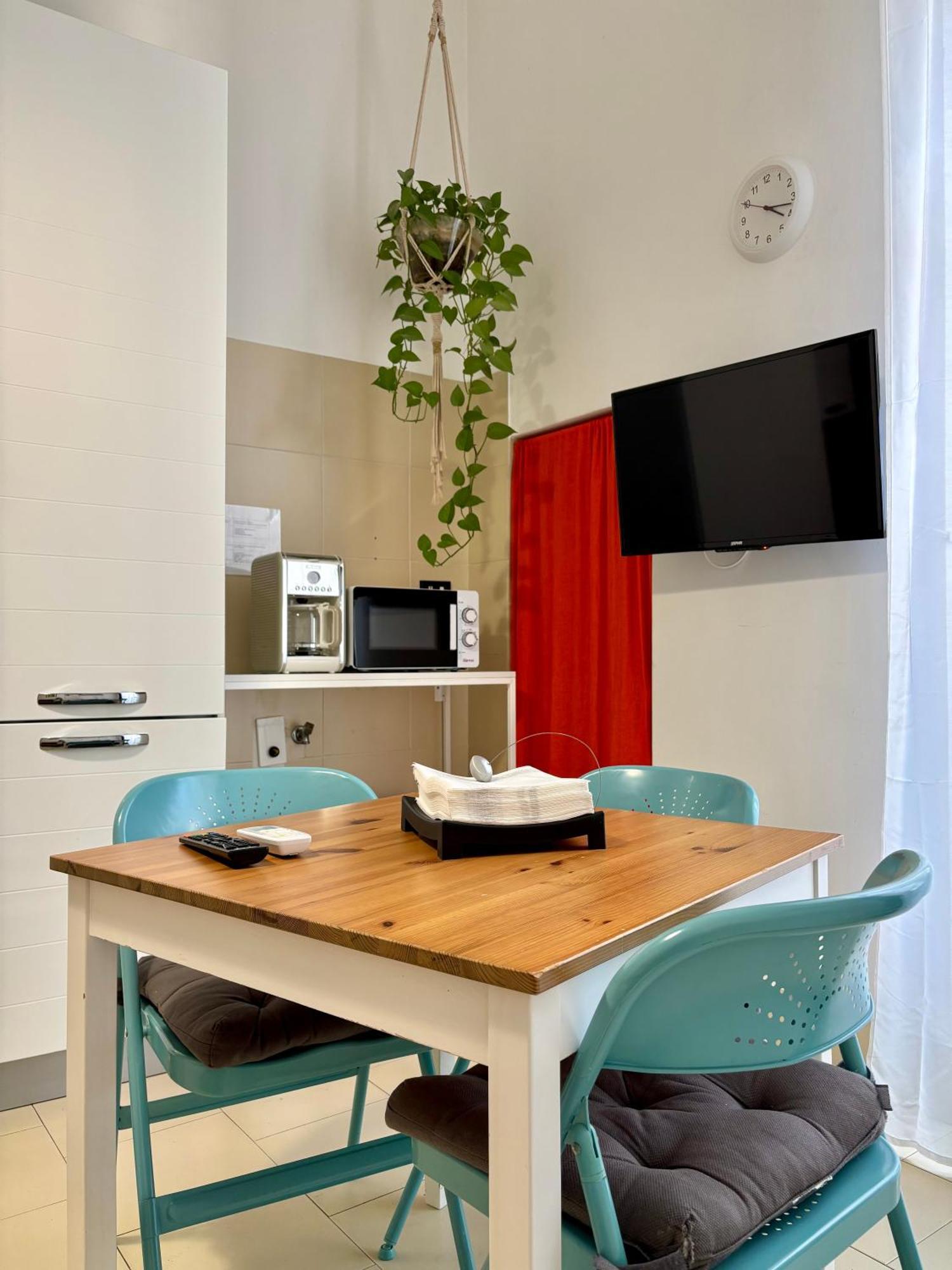 Castle Apartment Бари Екстериор снимка